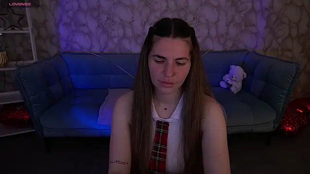 Snapshot of DanielaReign chatting on 04.25.26 DanielaReign online show from 04.25.26