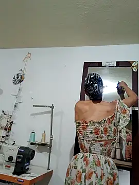 PaulinaLondra2 online show from 11.10.25