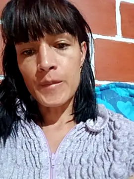 PaulinaLondra2 online show from 12.20.25