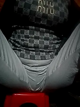 LenaLy2k online show from 11.20.25