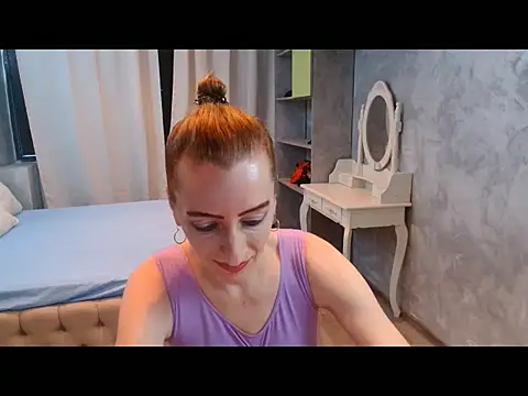 AnneDevrim online show from 11.06.25