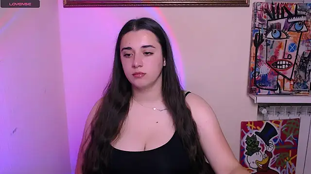 Snapshot of AlinaDoll_ chatting on 06.18.26 AlinaDoll online show from 06.18.26