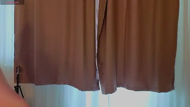 LauriePerez online show from 06.05.26