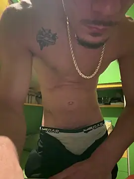 Snapshot of Colosso9 chatting on 11.13.25 Colosso9 online show from 11.13.25