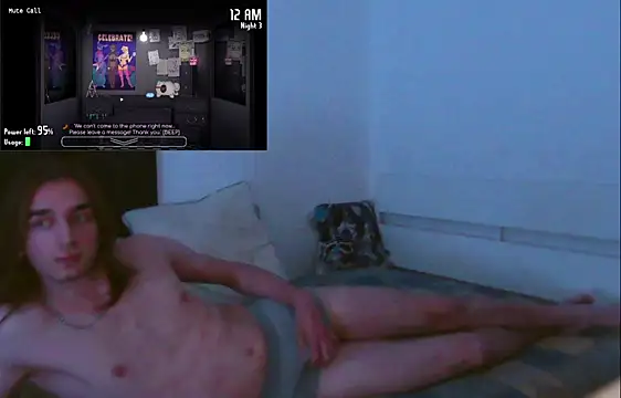 Snapshot of TFThotboy chatting on 11.13.25 TFThotboy online show from 11.13.25