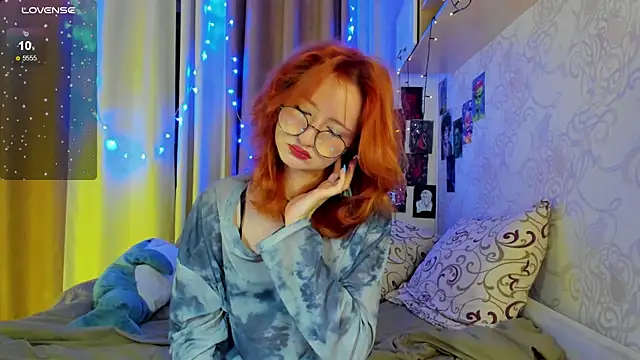 DragonflyLiza online show from 11.10.25