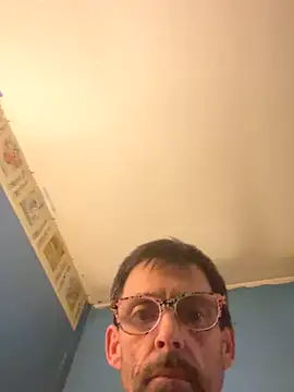 biggdaddyandqueenn online show from 12.14.25