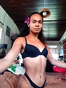 TransKylieX online show from 11.17.25