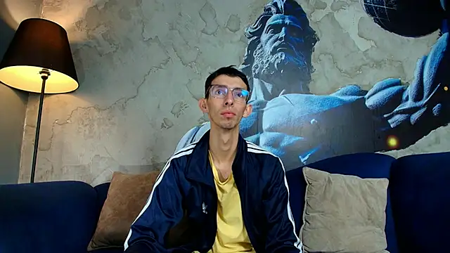 ZyroNight online show from 11.14.25