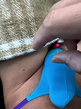 aacouple online show from 11.27.25