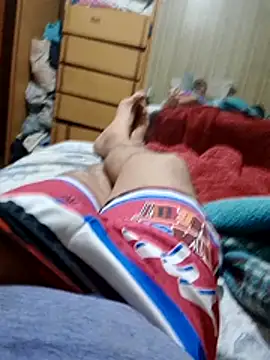 Snapshot of Crislechero_ chatting on 11.04.25 Crislechero online show from 11.04.25