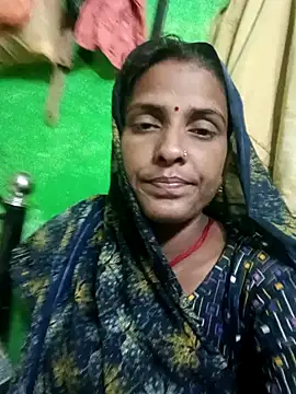 Snapshot of Hotgirl_AD chatting on 11.09.25 Hotgirl AD online show from 11.09.25