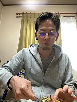 Snapshot of ippei0001 chatting on 06.25.26 ippei0001 online show from 06.25.26
