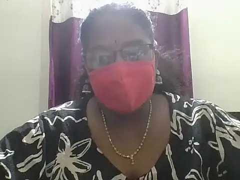 hootypriya online show from 04.21.26