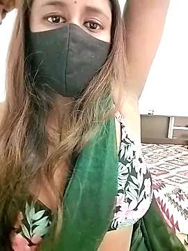 LoveLy-Soneya online show from 11.24.25