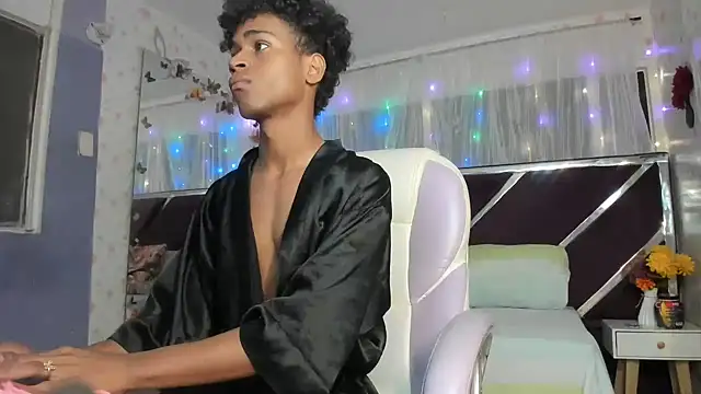 Santy bigcock 01 online show from 03.16.26