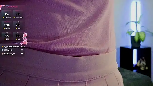 violetwluv online show from 11.15.25