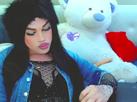 NharaBigCock online show from 02.15.26