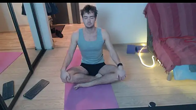 lucky swimmer online show from 12.02.25