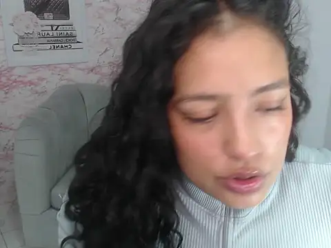 Snapshot of tamara_brown_t chatting on 11.18.25 tamara brown t online show from 11.18.25