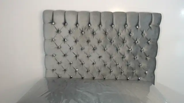 Snapshot of tamara_brown_t chatting on 12.15.25 tamara brown t online show from 12.15.25