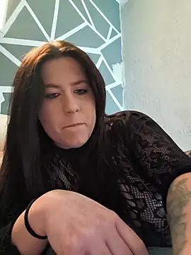 Snapshot of zara_night01 chatting on 11.12.25 zara night01 online show from 11.12.25