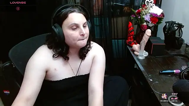 Snapshot of Salacious_Sage chatting on 02.21.26 Salacious Sage online show from 02.21.26