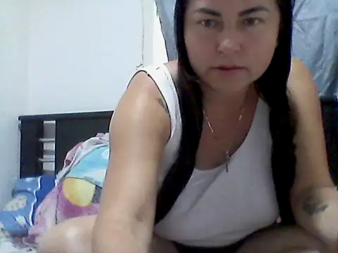 Snapshot of orianaxx01 chatting on 01.16.26 orianaxx01 online show from 01.16.26