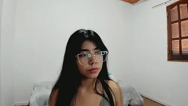 Eliza Blue online show from 12.02.25