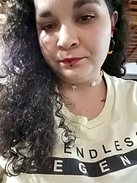 Snapshot of Reichel05_ chatting on 11.09.25 Reichel05 online show from 11.09.25