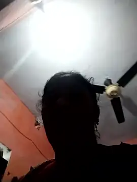 Snapshot of Hami705 chatting on 11.09.25 Hami705 online show from 11.09.25