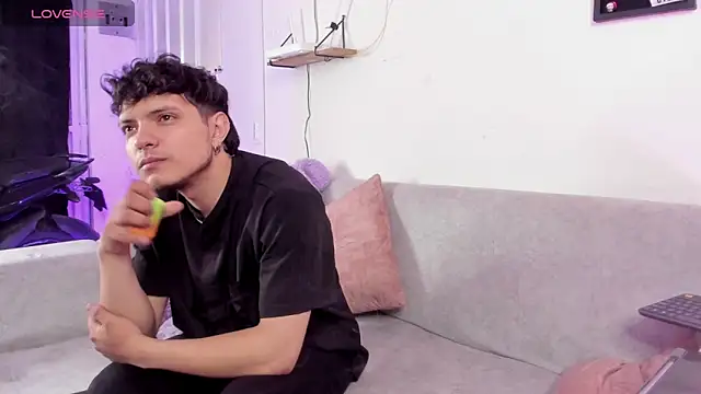 MidNightTouch-21 online show from 11.19.25