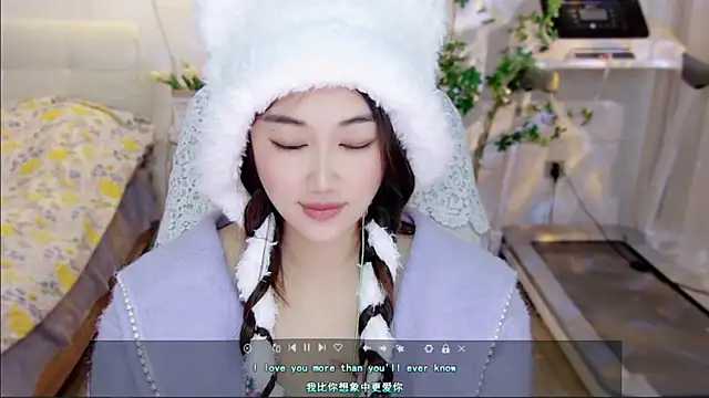 Snapshot of tutumissy chatting on 11.10.25 tutumissy online show from 11.10.25