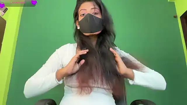 Snapshot of classy_kritii chatting on 11.13.25 classy kritii online show from 11.13.25