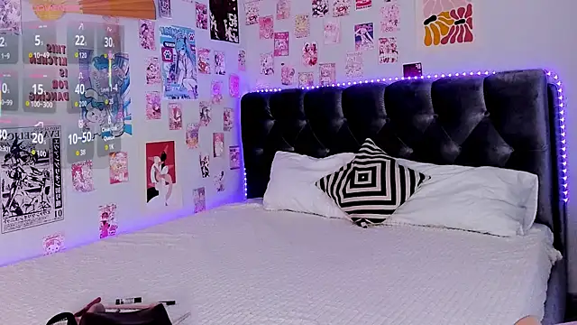 CindyMoriLove online show from 04.19.26