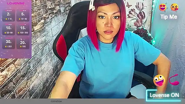 Snapshot of urhotasian_kimmy69 chatting on 11.08.25 urhotasian kimmy69 online show from 11.08.25