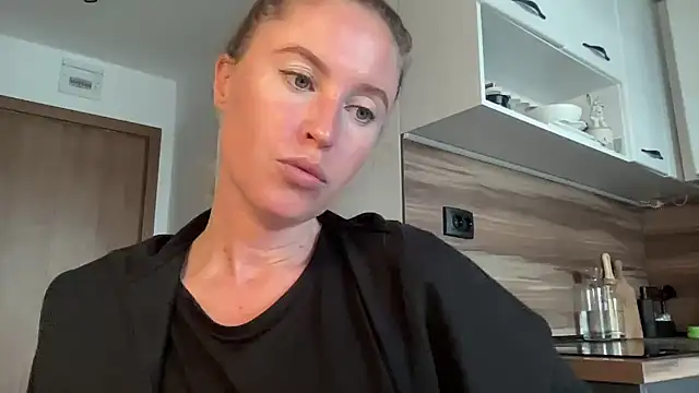 Ameli8 online show from 11.19.25