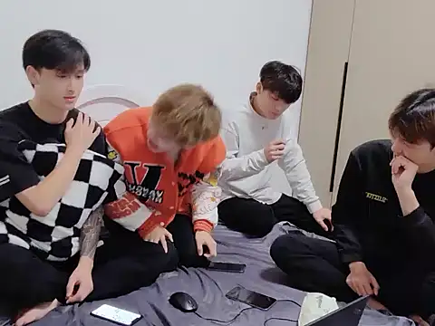 Snapshot of xiaomeng2563 chatting on 11.12.25 xiaomeng2563 online show from 11.12.25