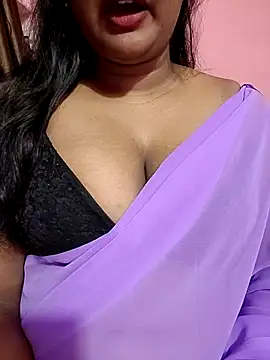 Keerthee  online show from 11.21.25