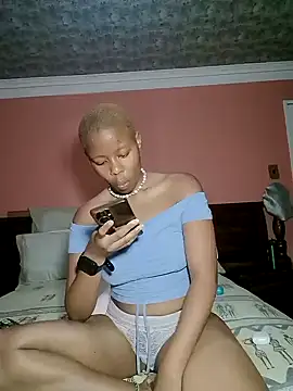 Prettyflowea online show from 11.08.25