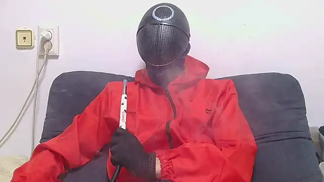 Snapshot of Velian_Hard chatting on 11.11.25 Velian Hard online show from 11.11.25