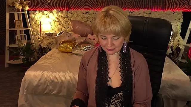 AmaraNights online show from 04.19.26