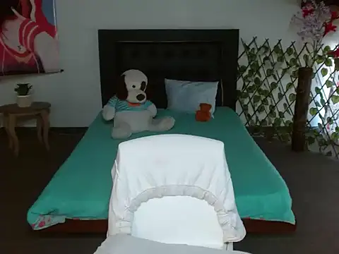 LuluKiss  online show from 02.09.26