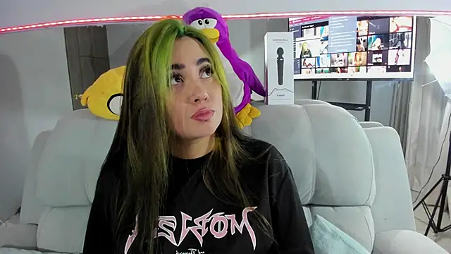 Lilith Zenith  online show from 11.07.25