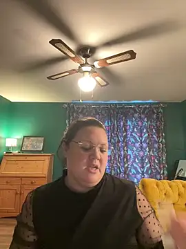 RealWoman84 online show from 11.11.25