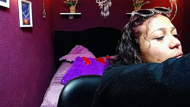 monika 256 online show from 02.05.26