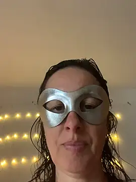 massagistahotbrunette online show from 05.21.26