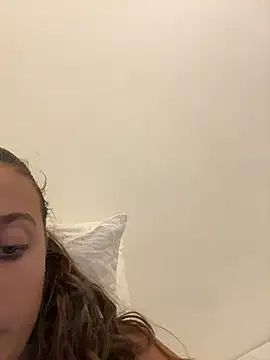 lounaaxangel online show from 11.17.25