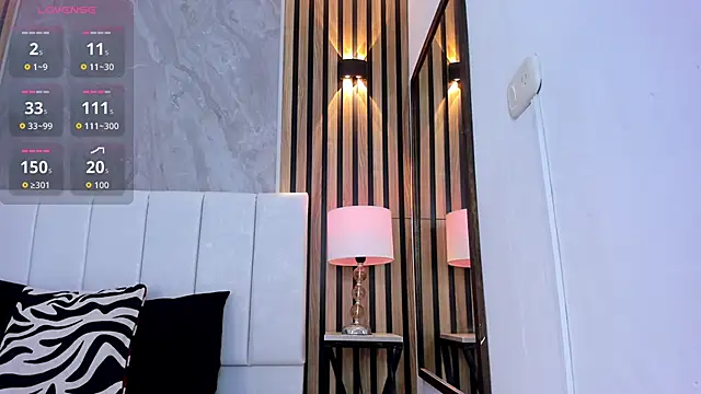 Carlotta de velour online show from 11.21.25