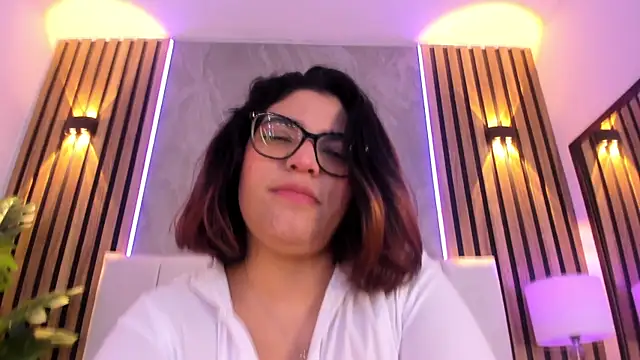 Carlotta de velour online show from 04.23.26